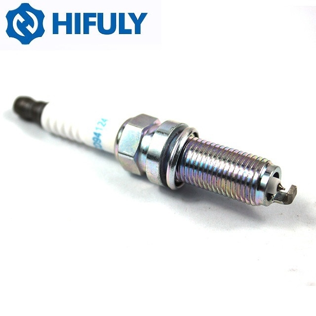 ILKAR7L11 94124 Iridium Platinum Spark Plug PE5R18110 Suitable For Mazda