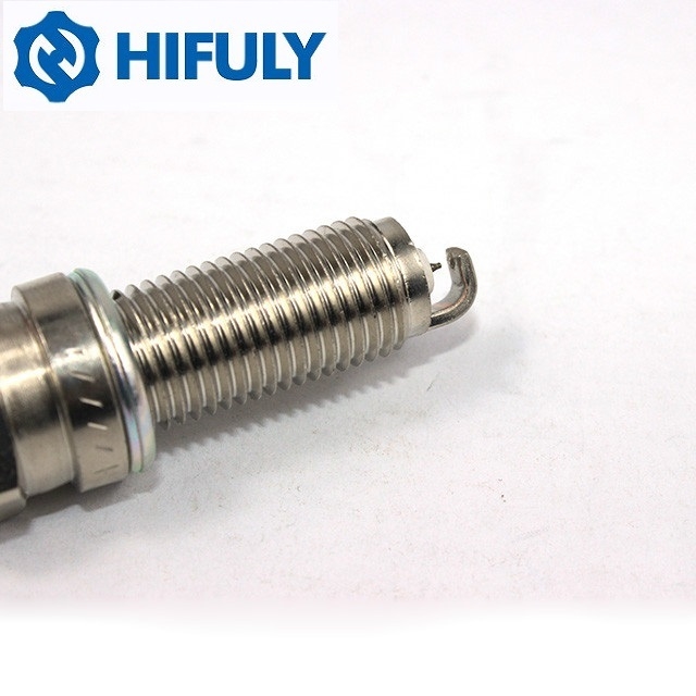 SILKR8B8DS 95705 Car Iridium Platinum Spark Plug Bujia Mazda3 Spark Plug